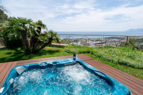 Villa with Sea View Jacuzzi Vallecrosia